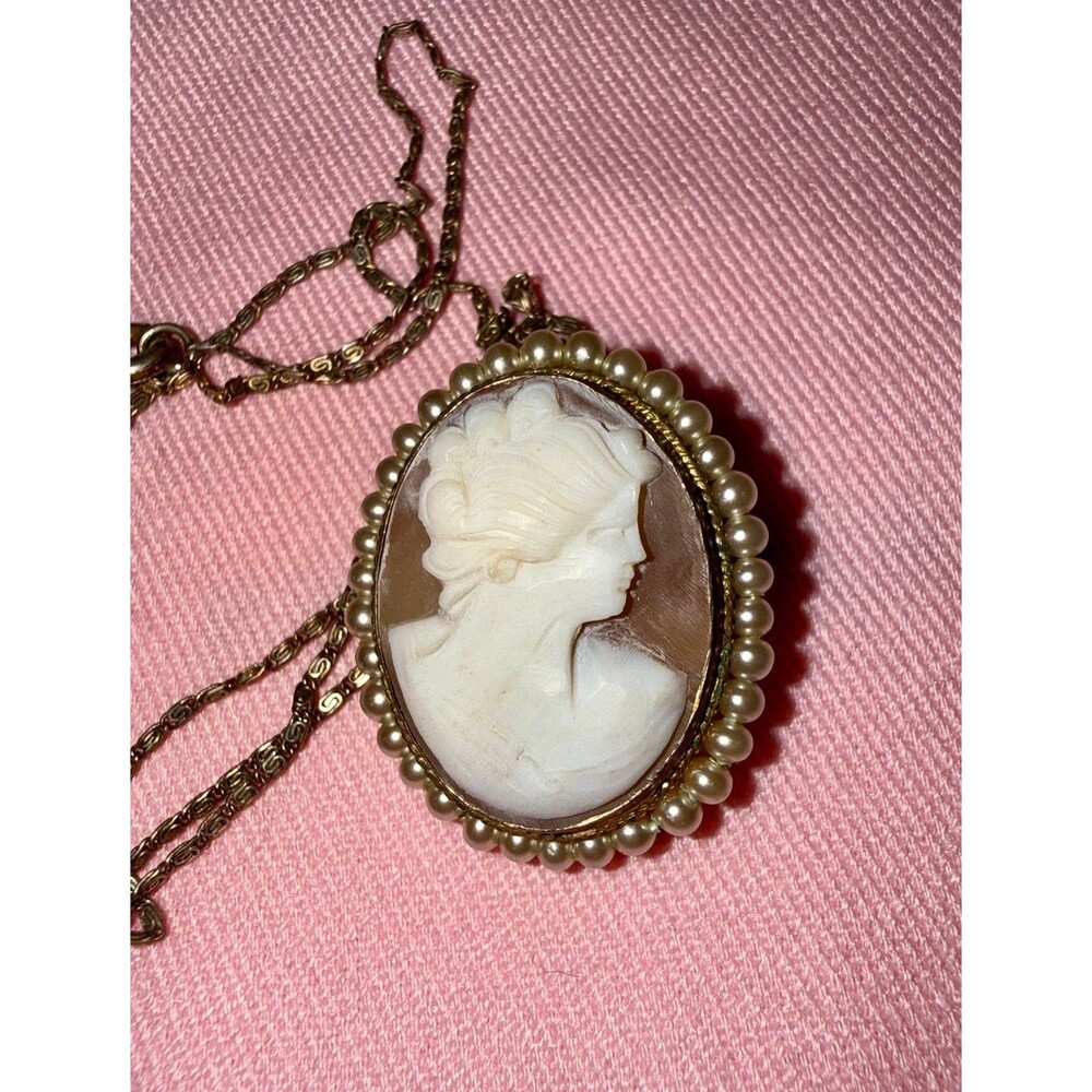 Antique Victorian 14K Gold Shell Cameo Hand Carved Profile, Seed Pearl Halo 4.4g